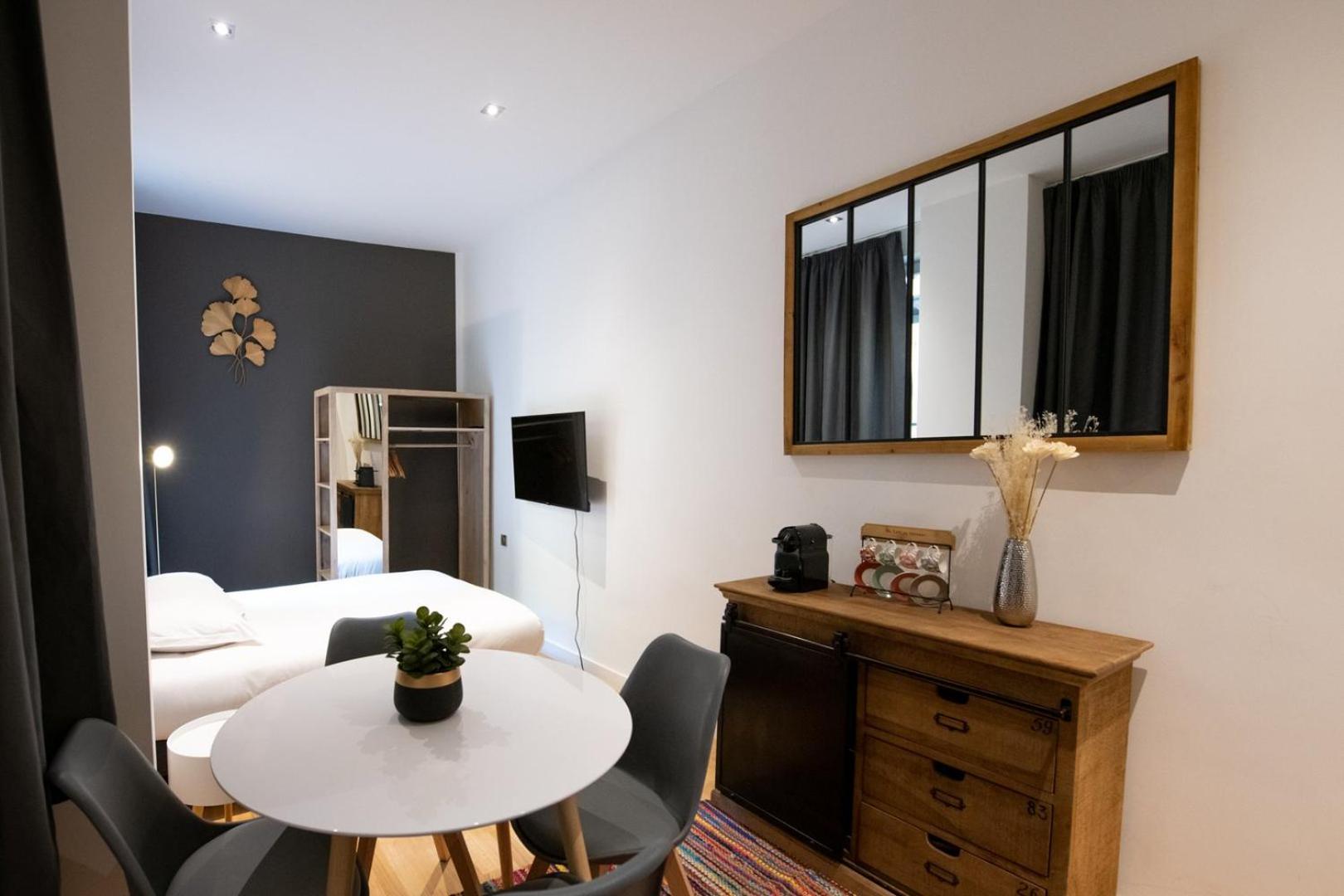 Le St Germain - Pétillant studio décoré avec goût en centre-ville Lione Esterno foto